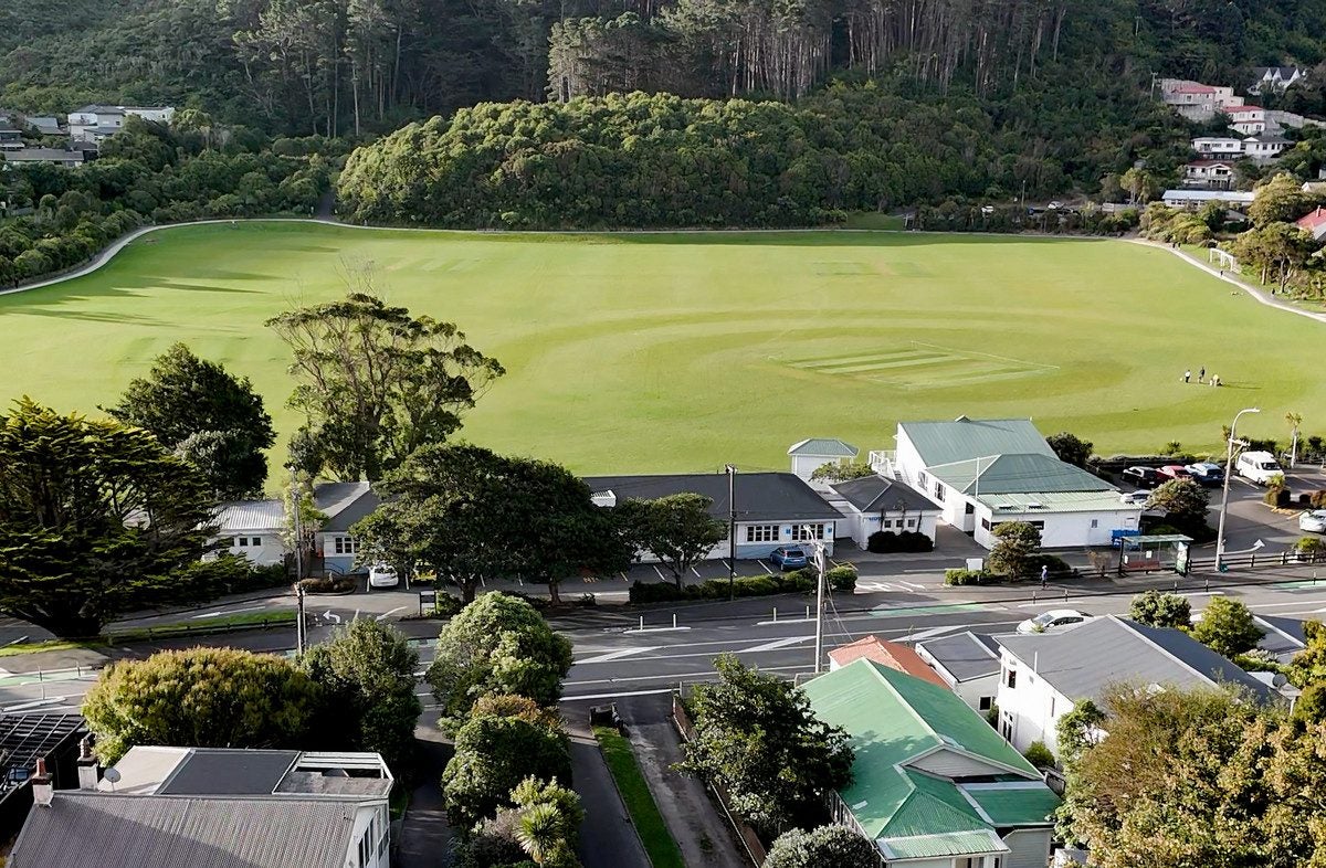 405B Karori Road, Karori, Wellington - Carousel 43