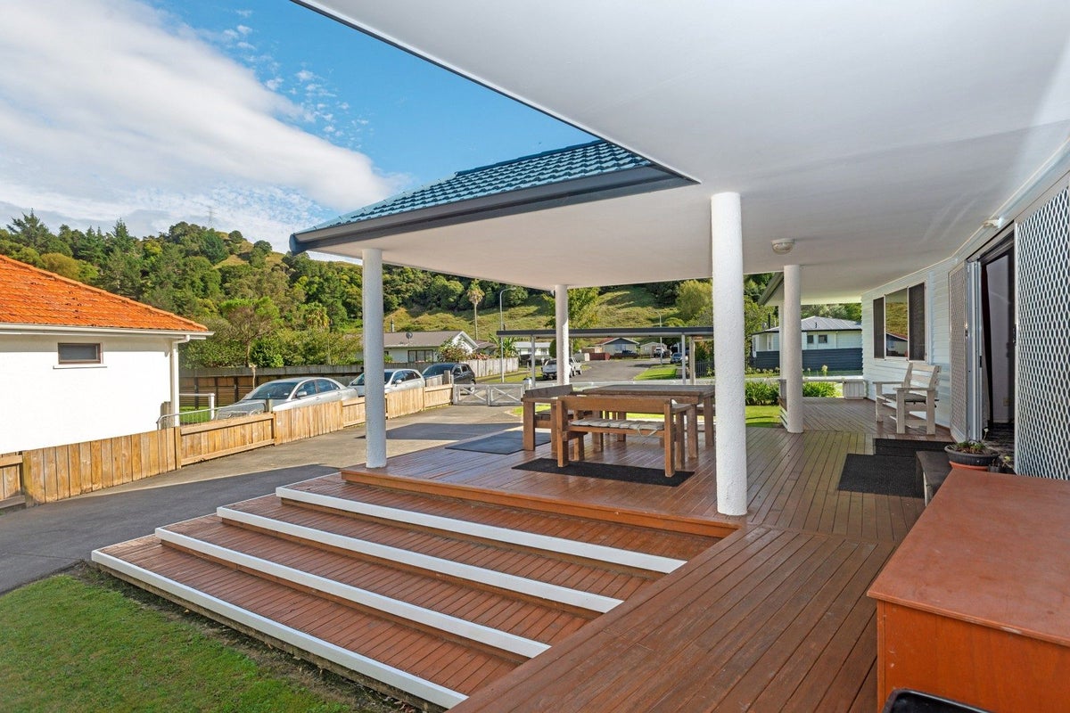 125 Valley Road, Mangapapa, Gisborne - Carousel 2