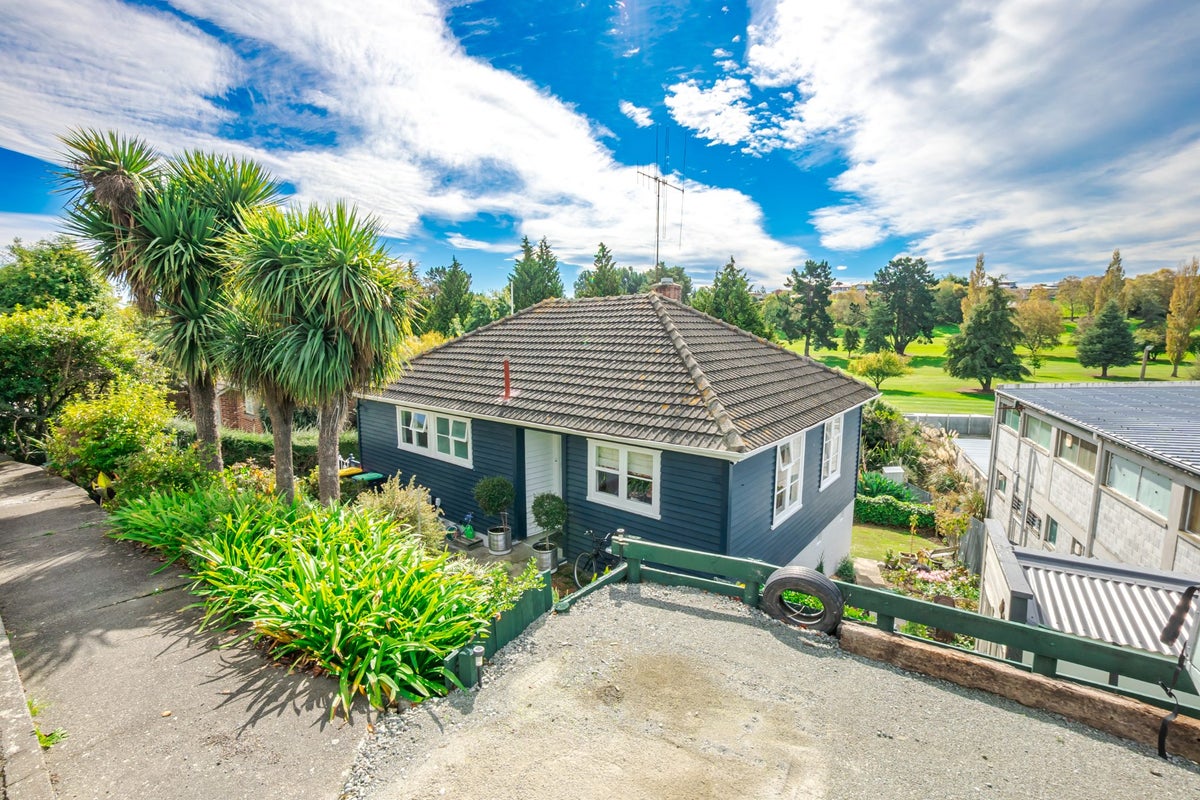 121 Douglas Street, Highfield, Timaru - Carousel 1