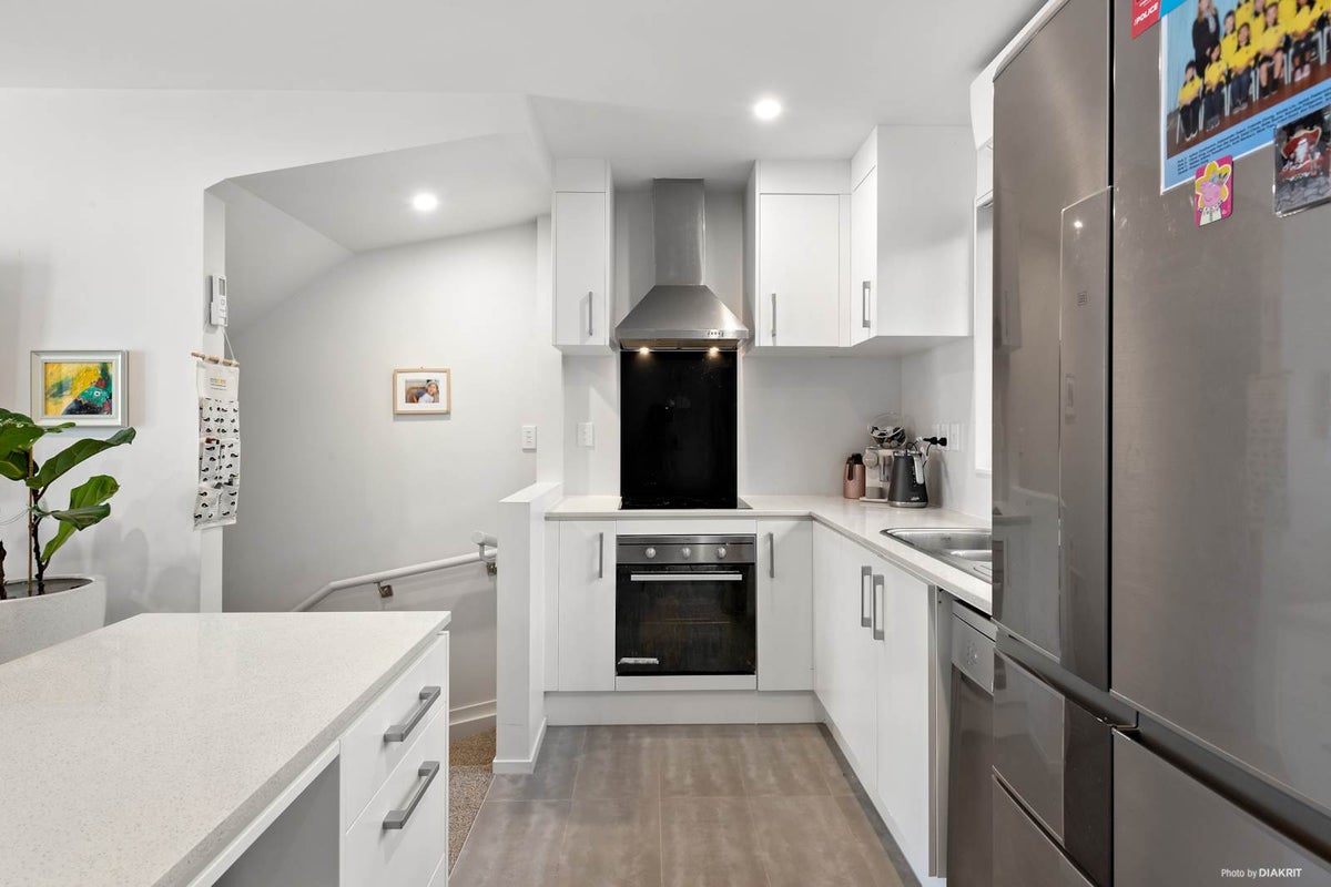 14 Akeake Lane, Albany Heights, Auckland - Carousel 2