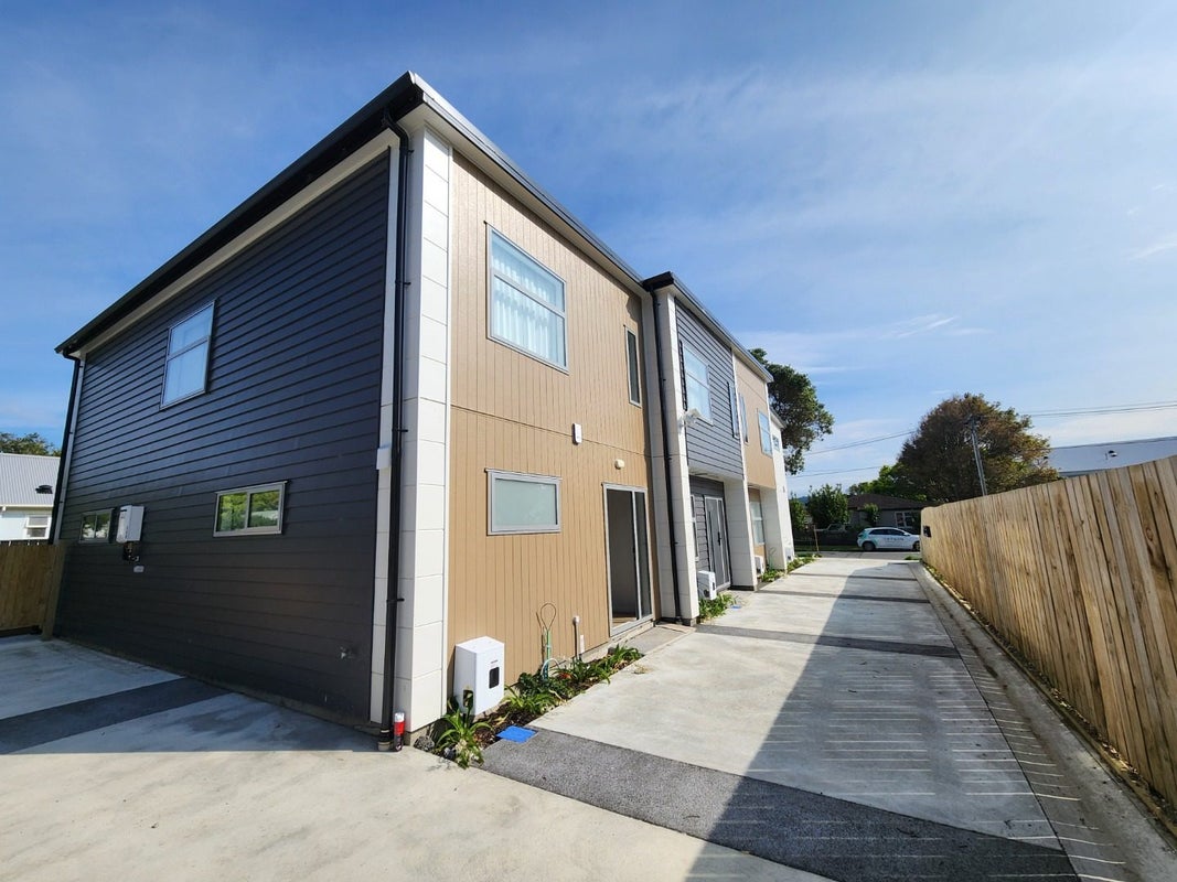 6D Russell Street, Waterloo, Lower Hutt - Carousel 1