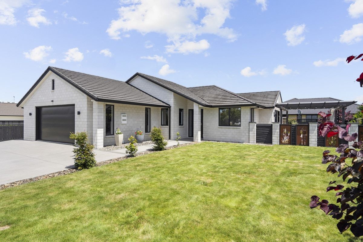 30 Pengover Avenue, Leamington, Cambridge - Carousel 2