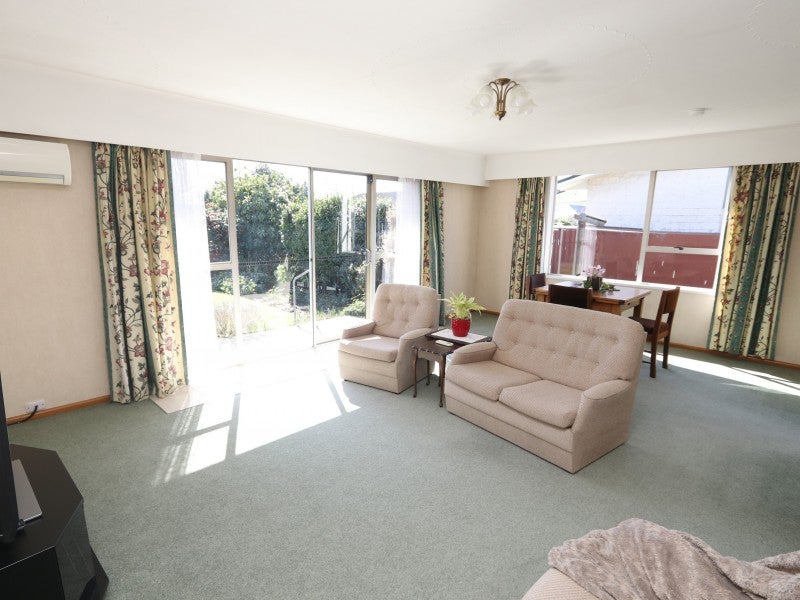 1/1 Connor Place, Netherby, Ashburton - Carousel 2