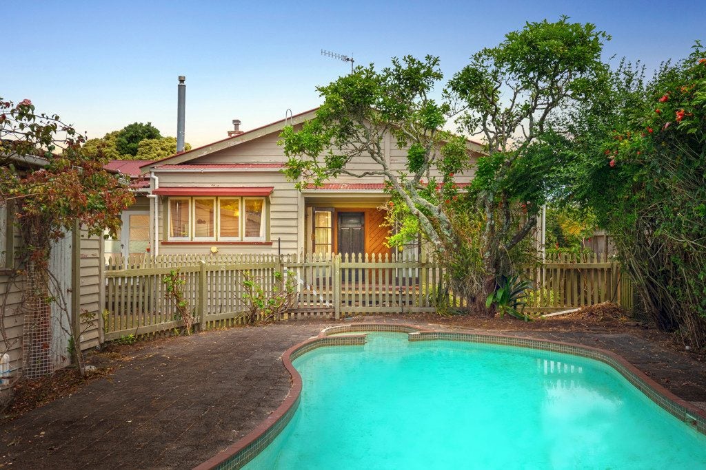 29 Shackleton Road, Mount Eden, Auckland - Carousel 1