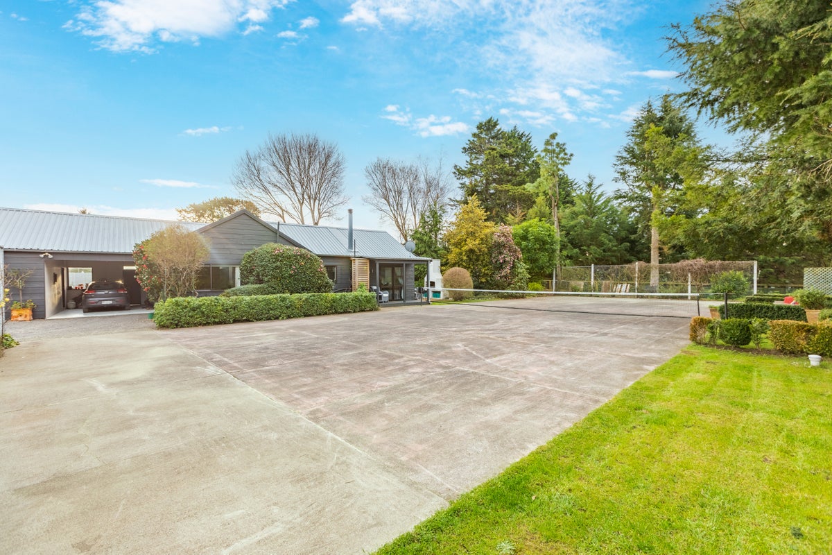 32 Owen Street, Waipawa - Carousel 18