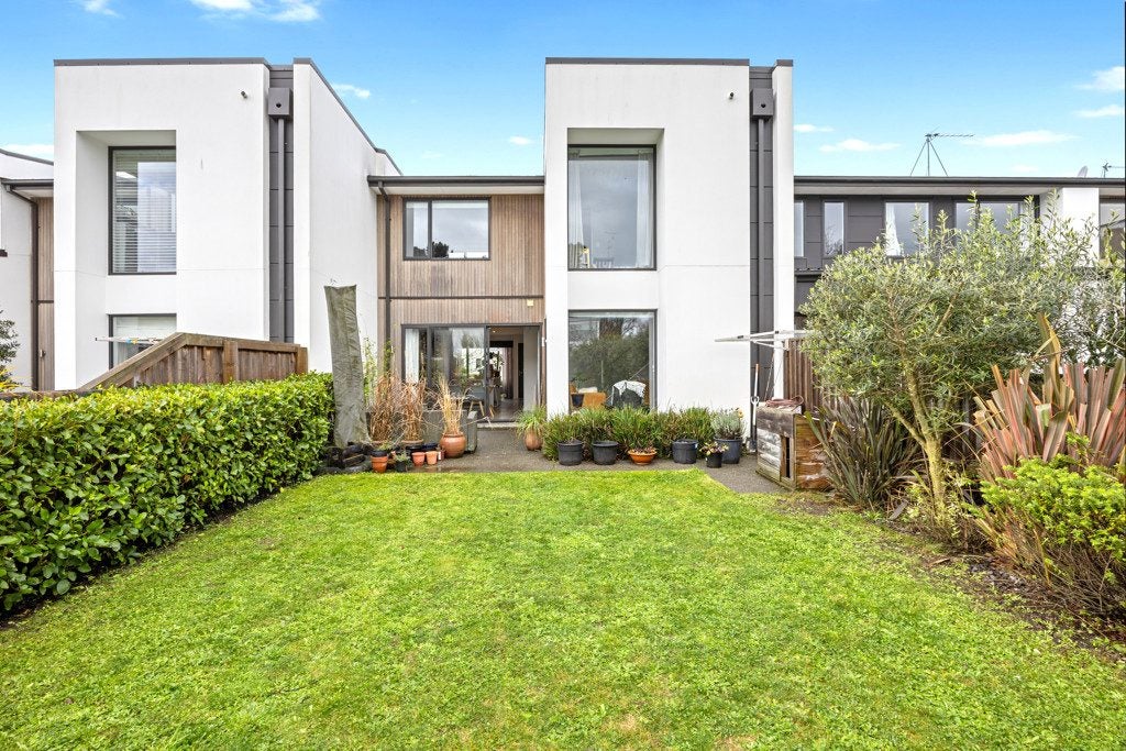 6 Dave Jamieson Lane, Hillmorton, Christchurch - Carousel 2