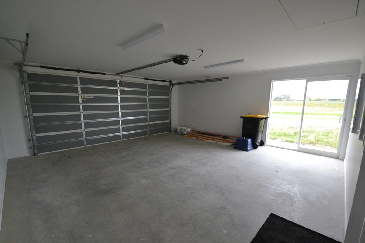 38 Summersfield Boulevard, Appleby, Richmond - Carousel 18