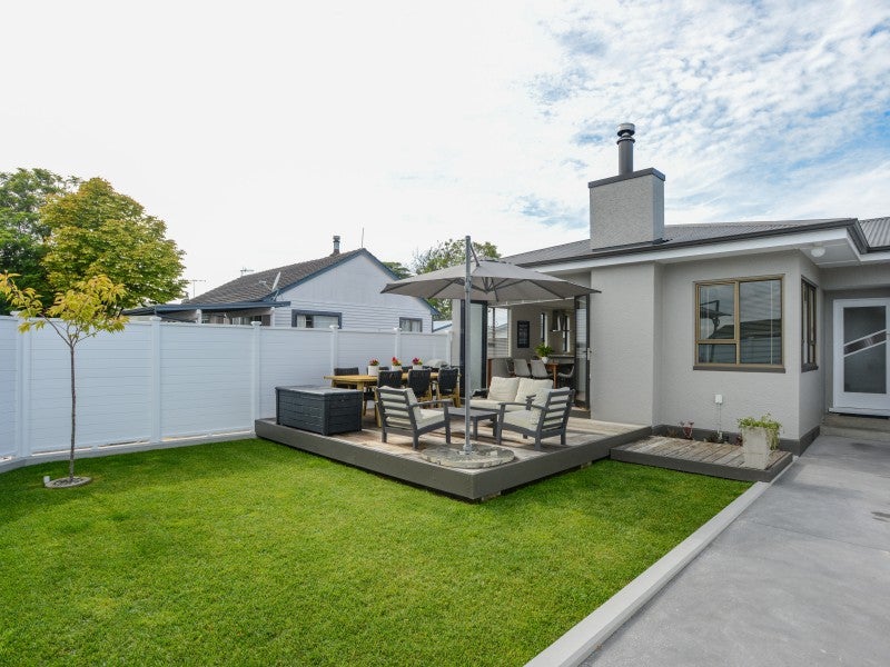 34 Anzac Avenue, Onekawa, Napier - Carousel 1