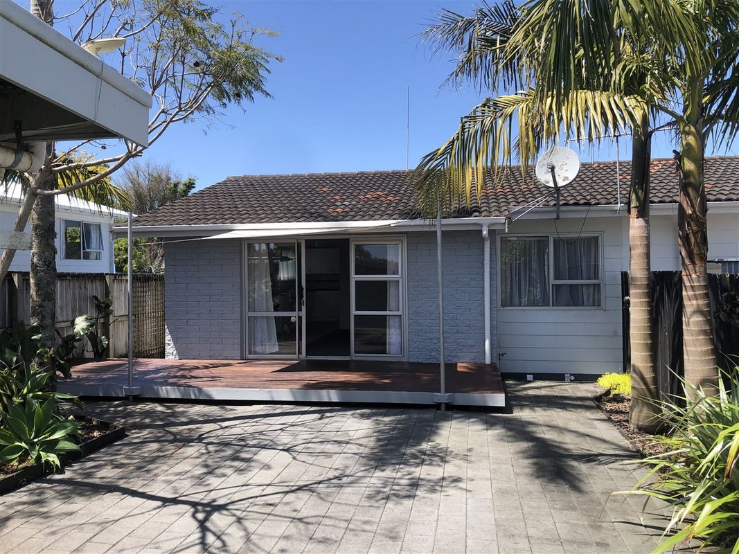 2A Cypress Gardens Place, Onerahi, Whangarei - Carousel 1