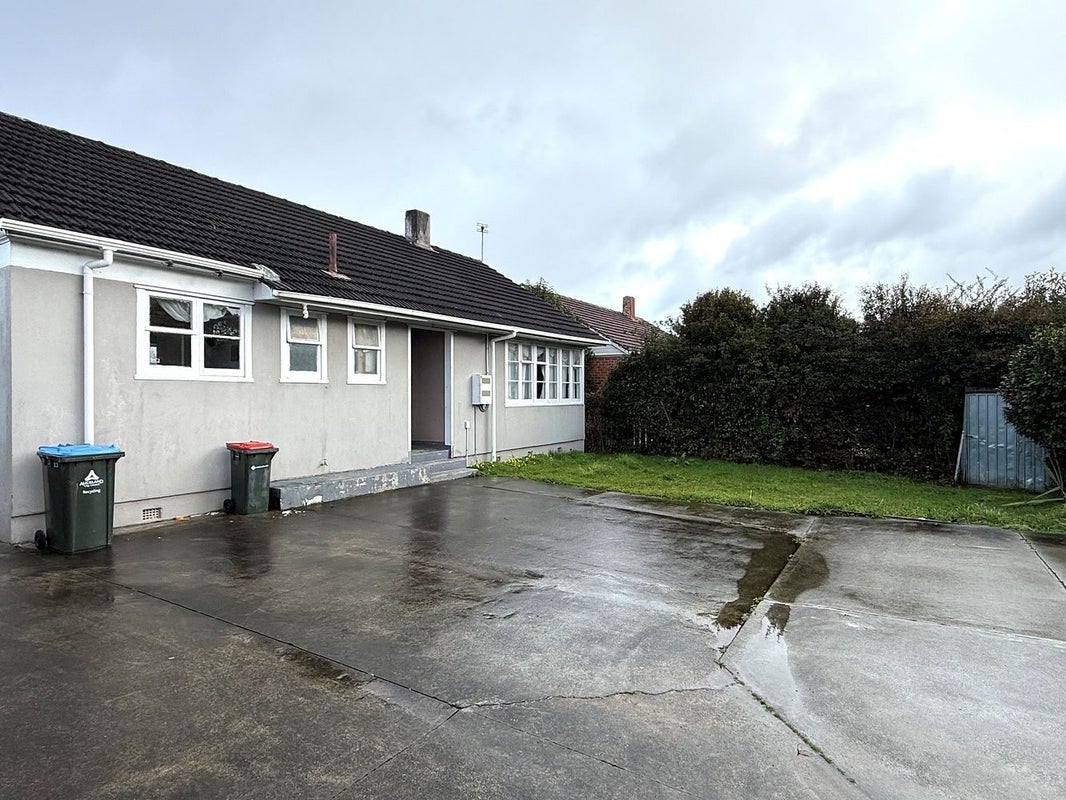 33 Gifford Avenue, Wesley, Auckland - Carousel 2