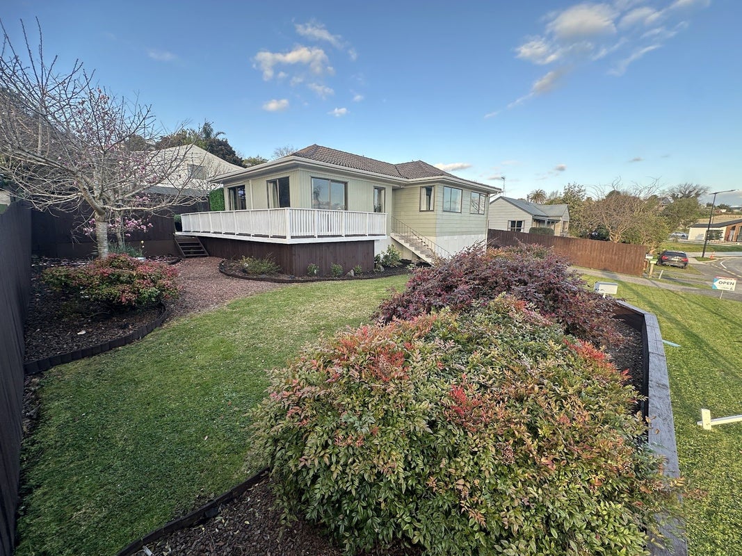 46 Bellfield Road, Opaheke, Papakura - Carousel 2