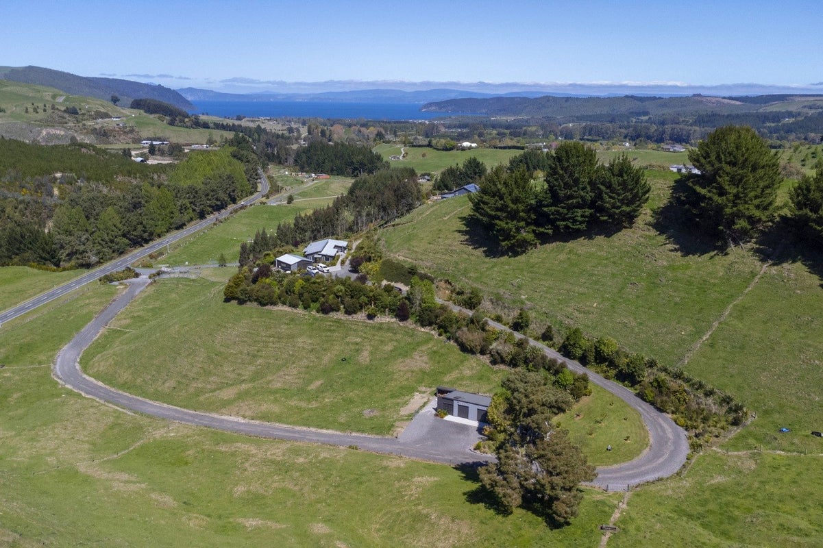 550 Whangamata Road, Kinloch, Taupo - Carousel 24