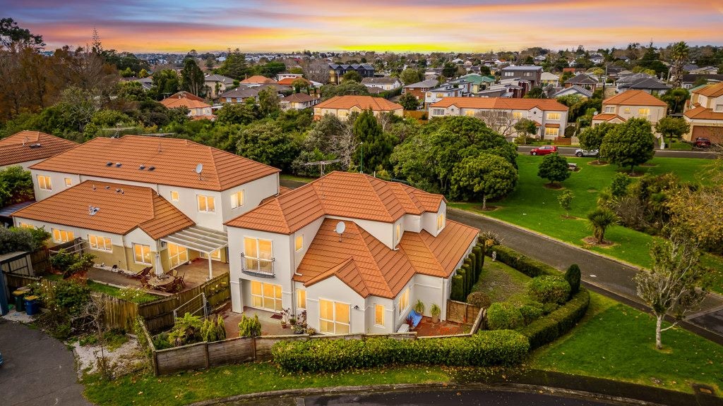 2 Chettle Court, New Lynn, Auckland - Carousel 2