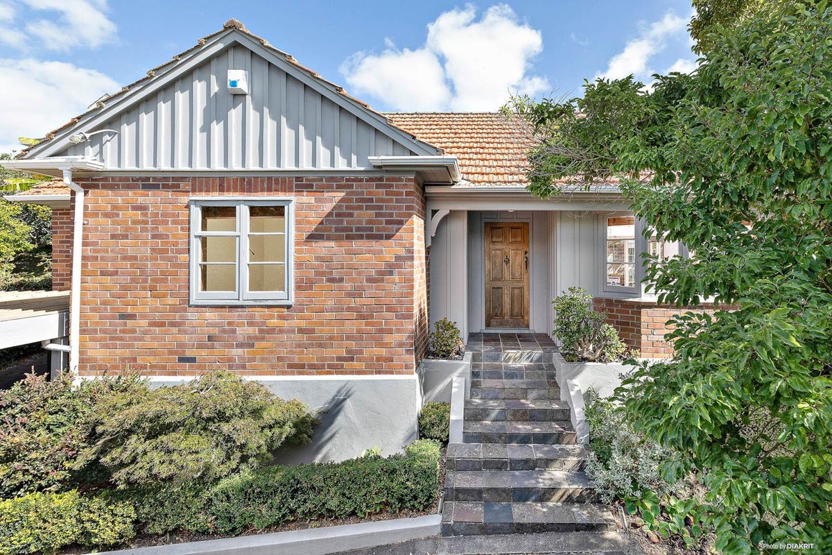 67A Reihana Street, Orakei, Auckland - Carousel 2