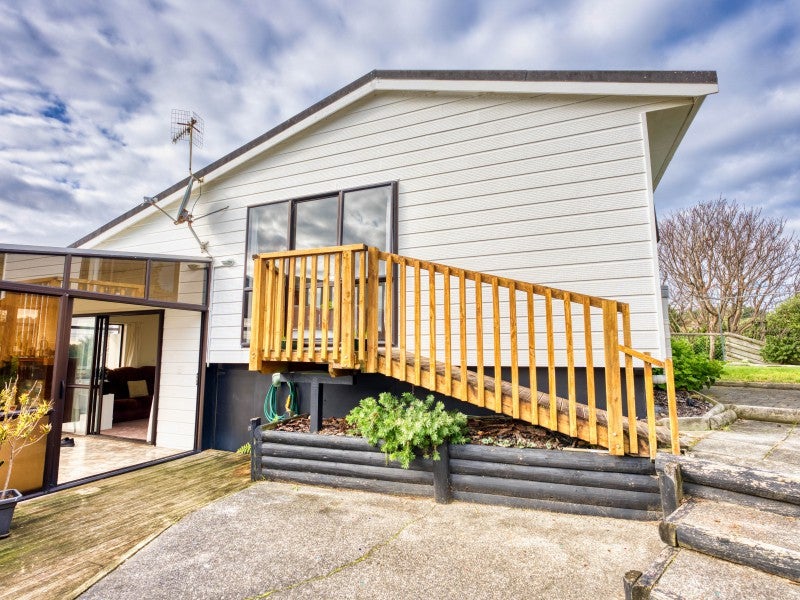 46 Te Moana Road, Waikanae Beach, Waikanae - Carousel 2