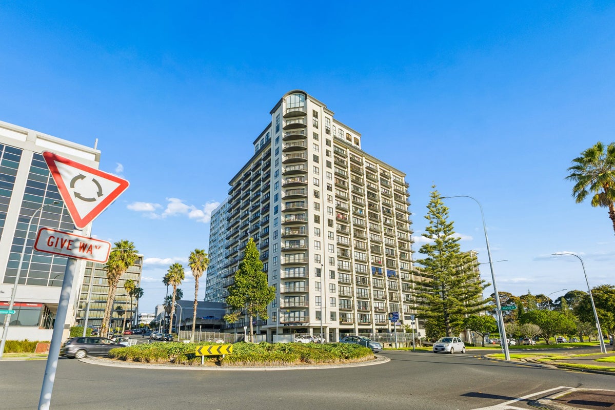 12A/18 Ronwood Avenue, Manukau, Manukau City, Auckland - Carousel 1