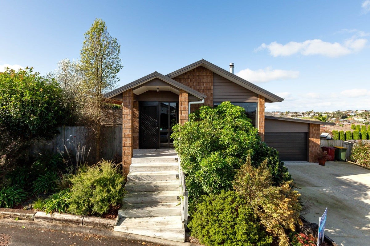 12 Iris Place, Grandview Heights, Hamilton - Carousel 1