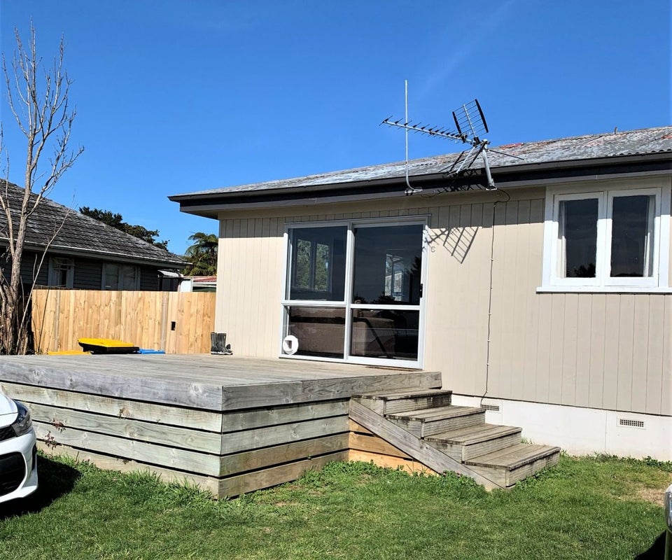 24C Whitaker Street, Kihikihi, Te Awamutu - Carousel 1
