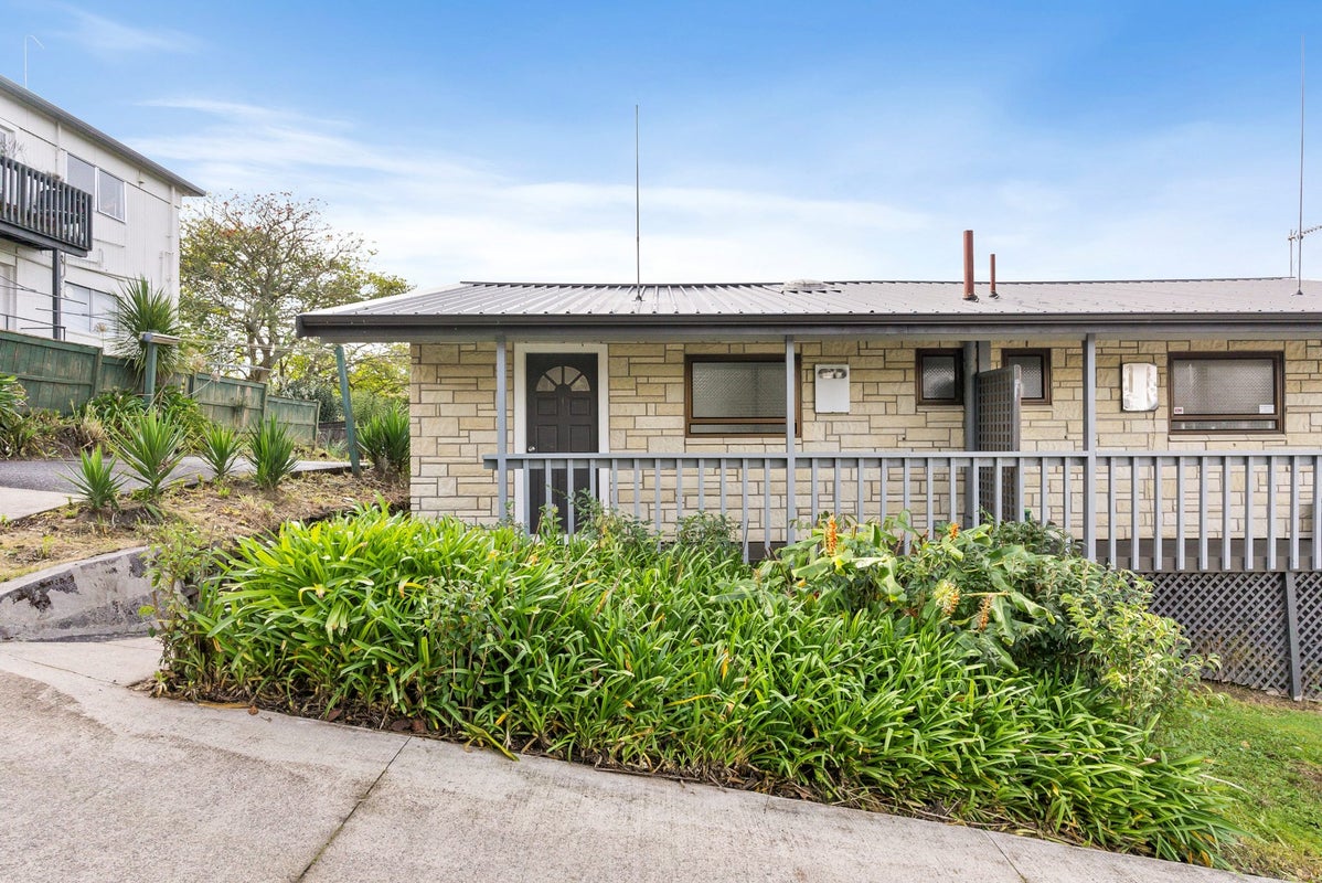 1/42 Kempthorne Crescent, Mission Bay, Auckland - Carousel 2