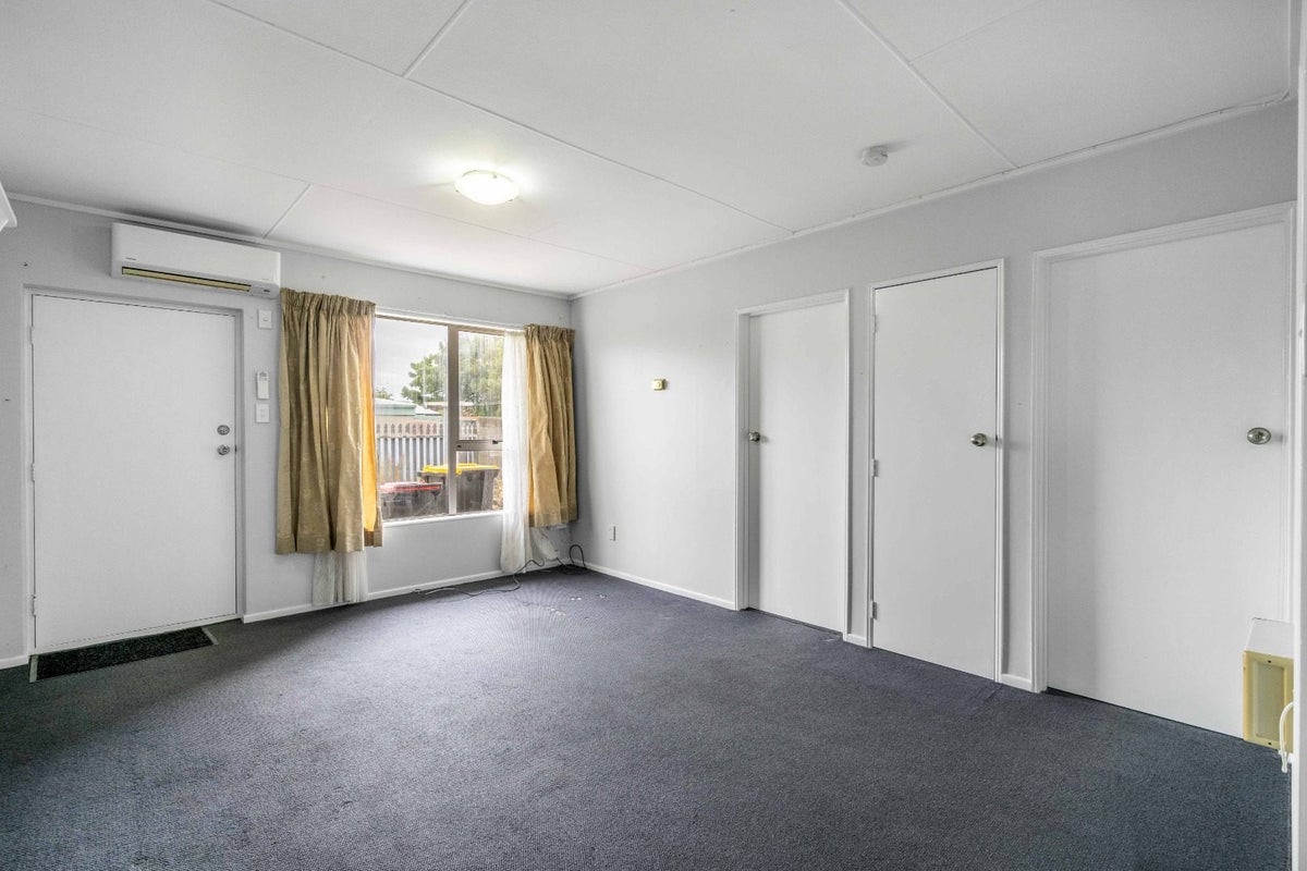 4/67 Bowmont Street, Appleby, Invercargill - Carousel 1