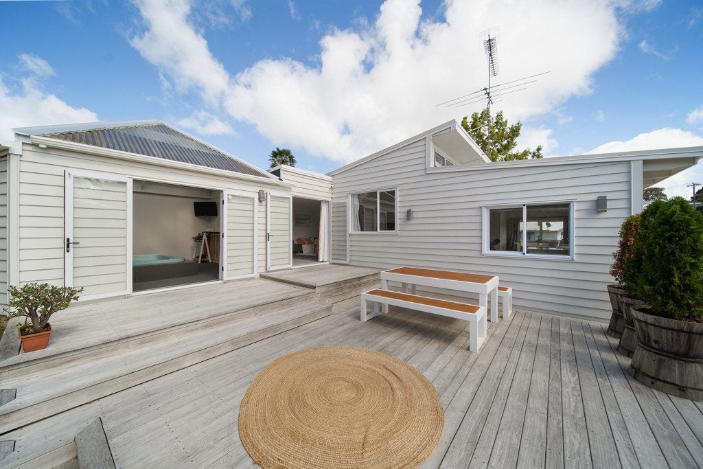 30A Hillside Road, Papatoetoe, Auckland - Carousel 1
