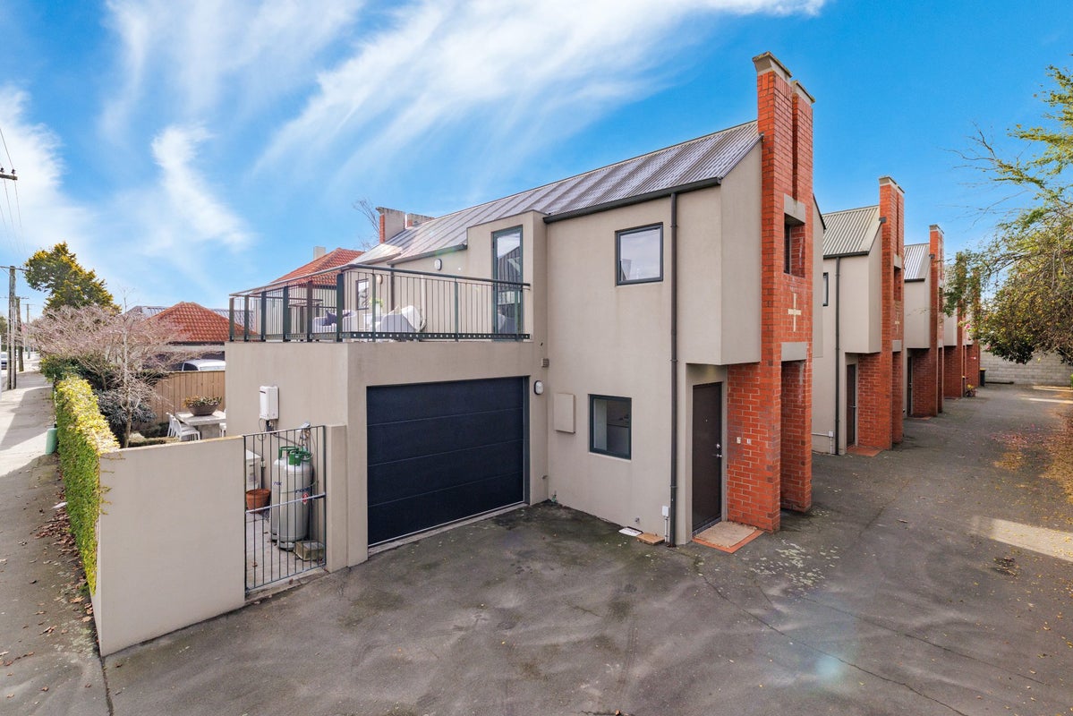 1/56 Hewitts Road, Merivale, Christchurch - Carousel 16