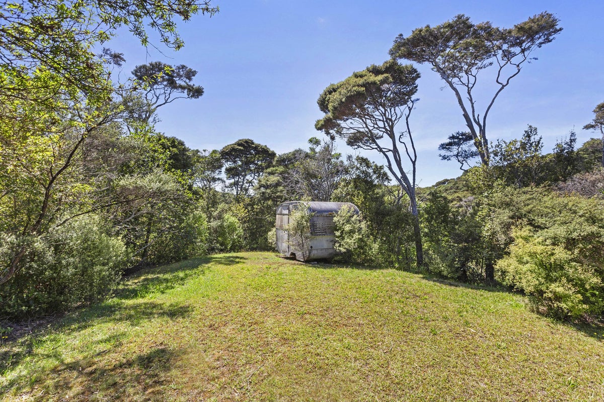 571 Te Akau Wharf Road, Te Akau - Carousel 1