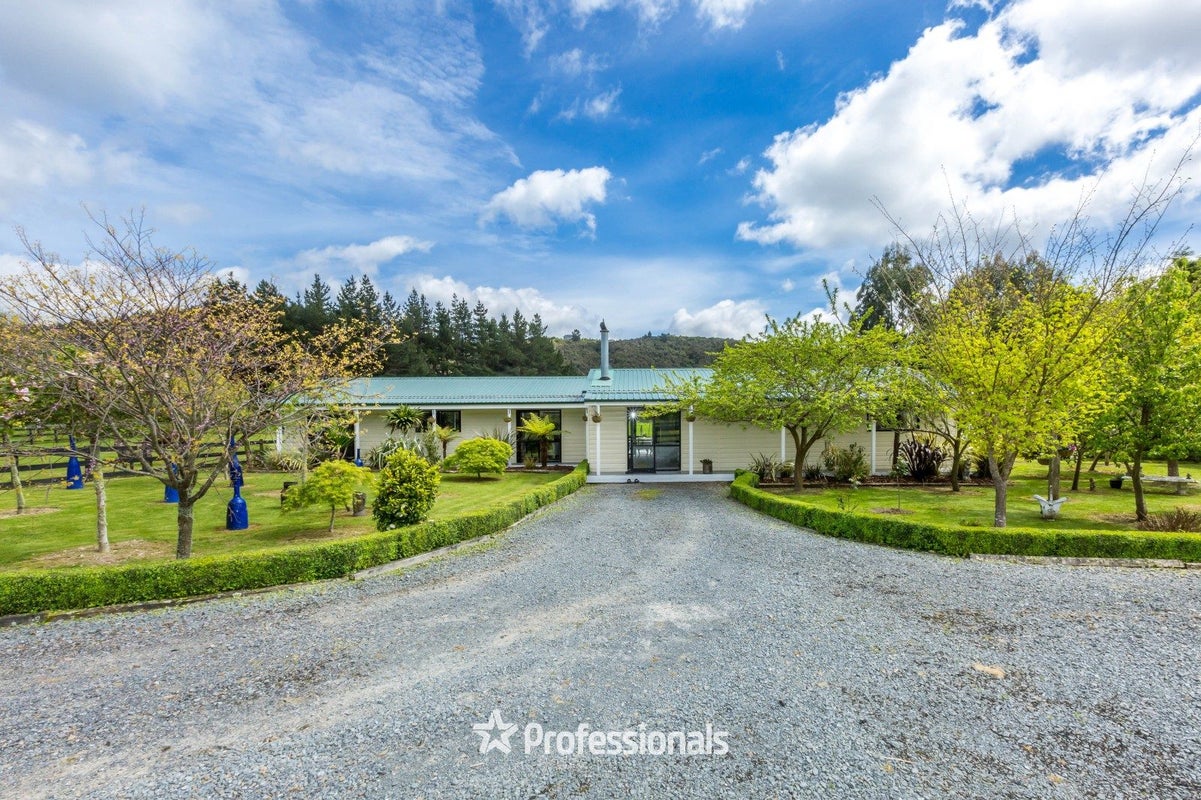 1138B Maymorn Road, Maymorn, Upper Hutt - Carousel 1