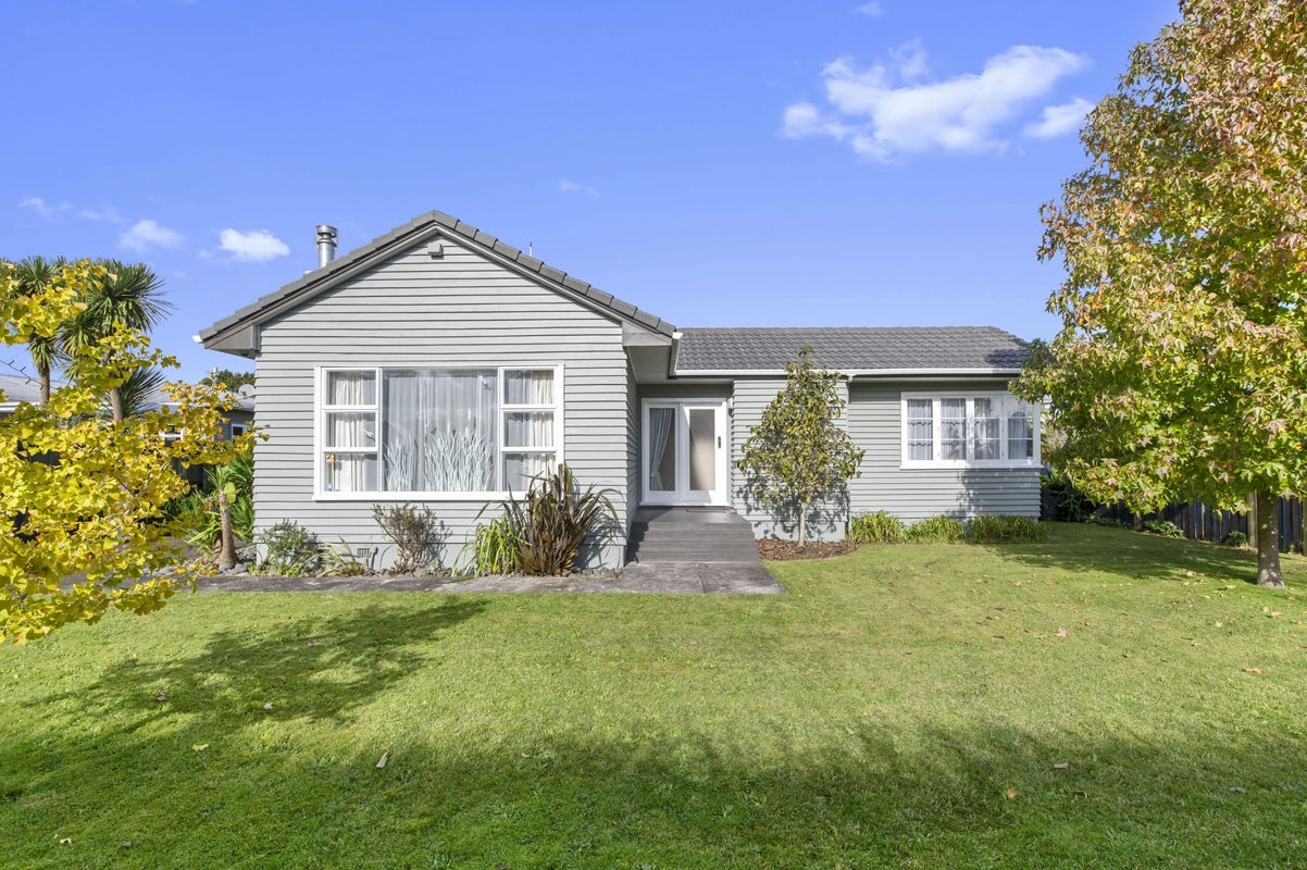 44 Tilsley Street, Glenholme, Rotorua - Carousel 1