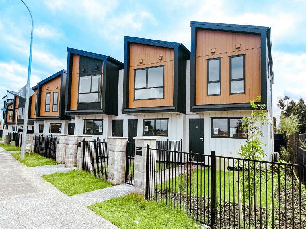 11 Red Arches Road, Henderson, Auckland - Carousel 13