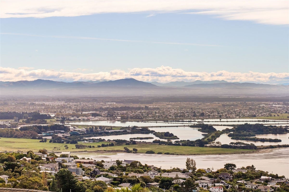 222C Mount Pleasant Road, Mount Pleasant, Christchurch - Carousel 1