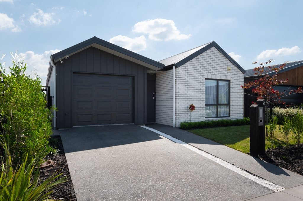 25 Guillaume Street, Chartwell, Hamilton - Carousel 1