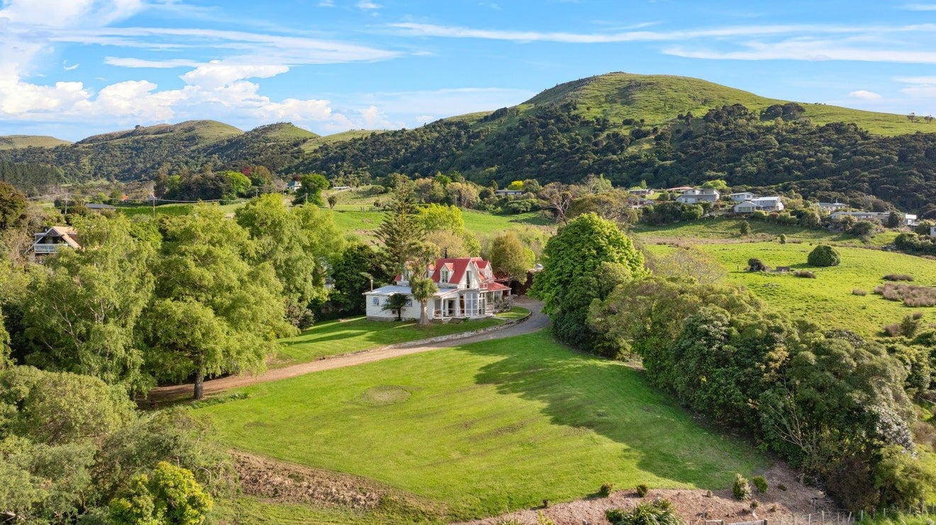 44 Cemetery Road, Wainui, French Farm - Carousel 1