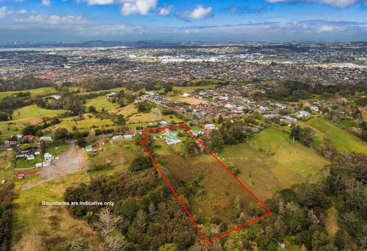 145 Simpson Road, Henderson Valley, Auckland - Carousel 21