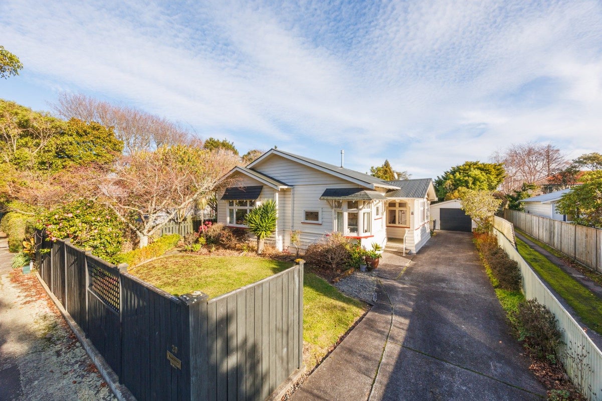 20 Moerangi Street, West End, Palmerston North - Carousel 1
