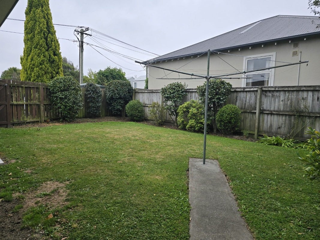 2/2 Leitch Street, Somerfield, Christchurch - Carousel 11