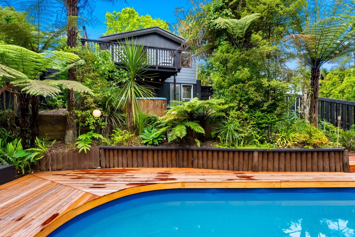 46 Simon Ellice Drive, Bayview, Auckland - Carousel 1