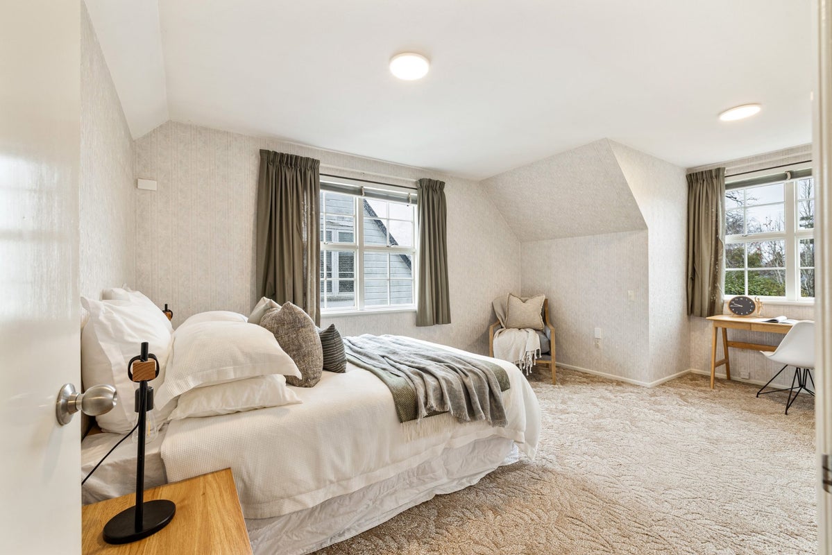 10 Dunrobin Place, Avonhead, Christchurch City, Canterbury - Carousel 2