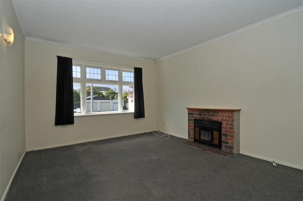 55 Pharazyn Street, Melling, Lower Hutt - Carousel 2