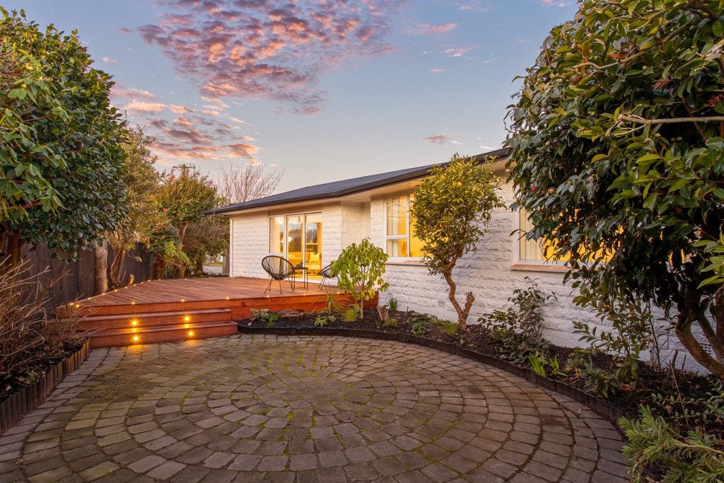 14 Ron Place, Bishopdale, Christchurch - Carousel 2