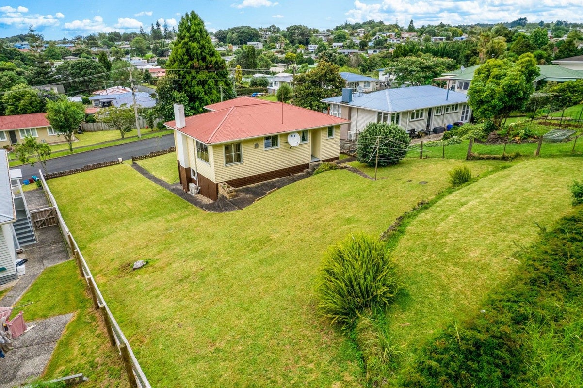 34 Tuatara Drive, Kamo, Whangarei - Carousel 2