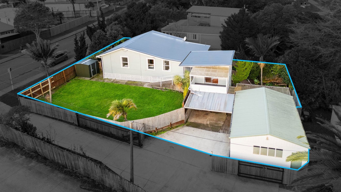 129 Sunnyside Road, Sunnyvale, Auckland - Carousel 2