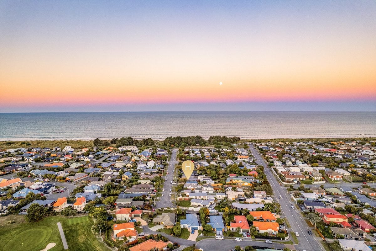 26 Larnach Street, Waimairi Beach, Christchurch - Carousel 27