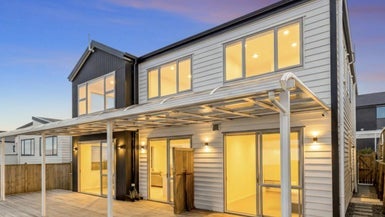 4 Hautoa Lane, Flat Bush, Auckland - Carousel 1