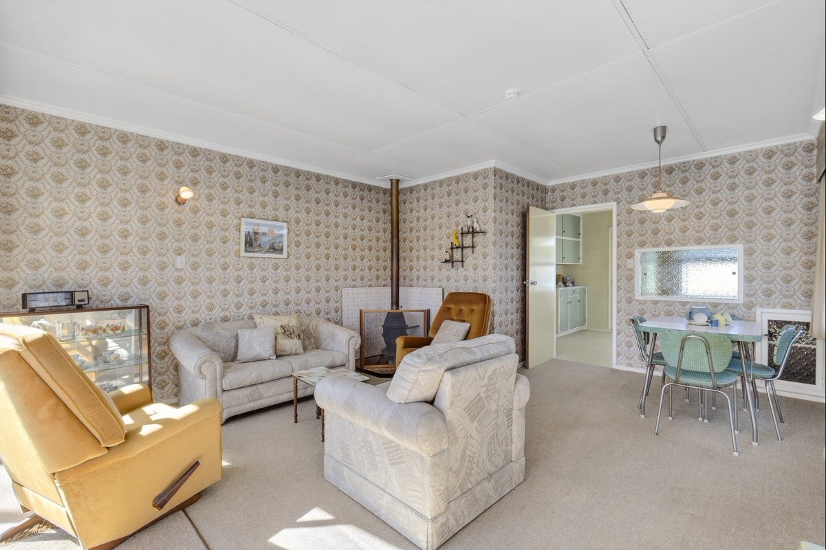 3A MARSDEN RD, Stoke, NELSON - Carousel 2
