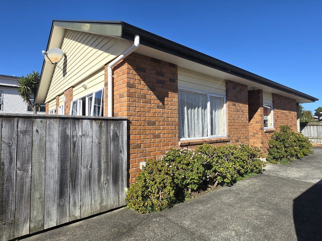 24 Rex Street, Miramar, Wellington - Carousel 2
