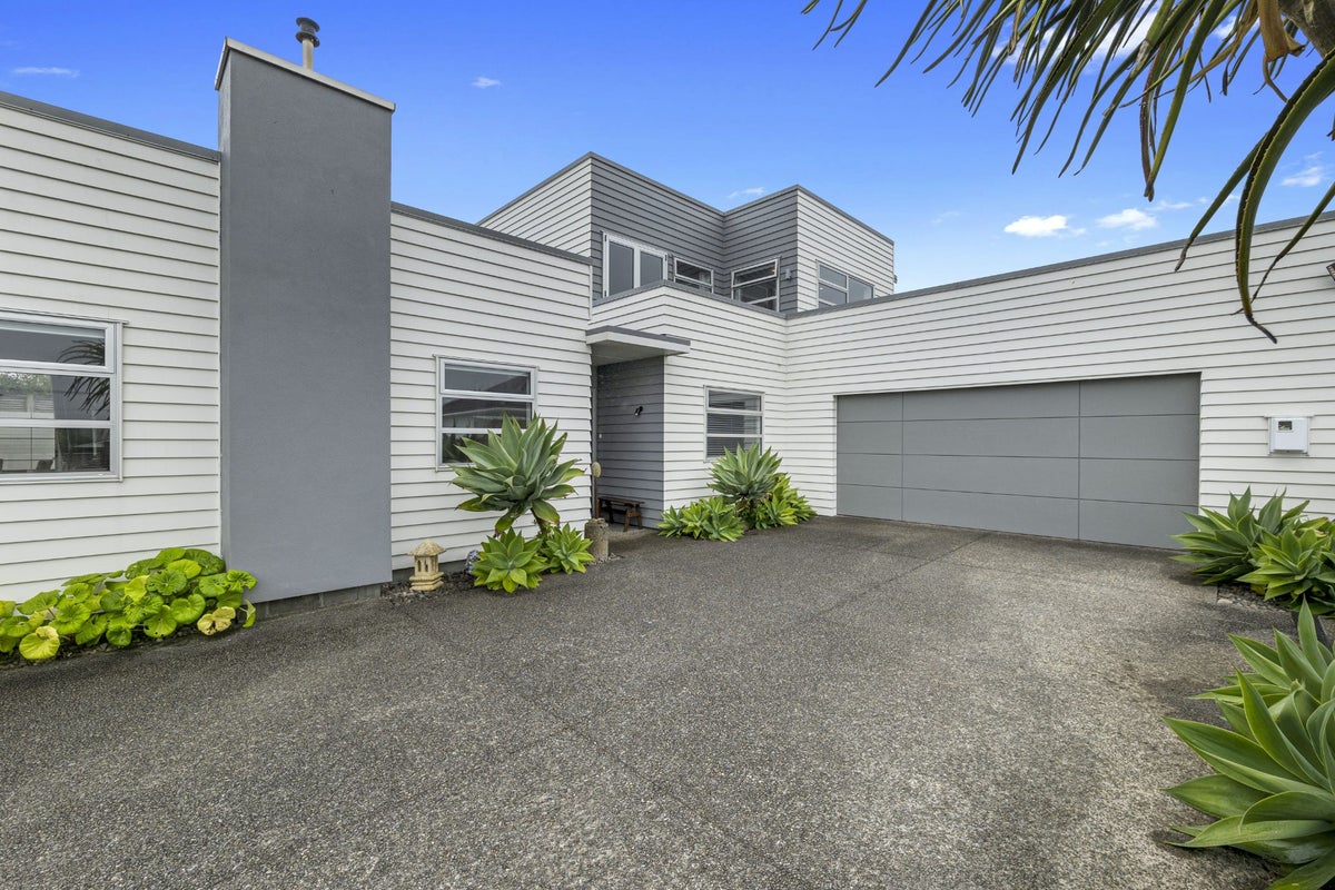 9B Chilman Street, Strandon, New Plymouth - Carousel 31