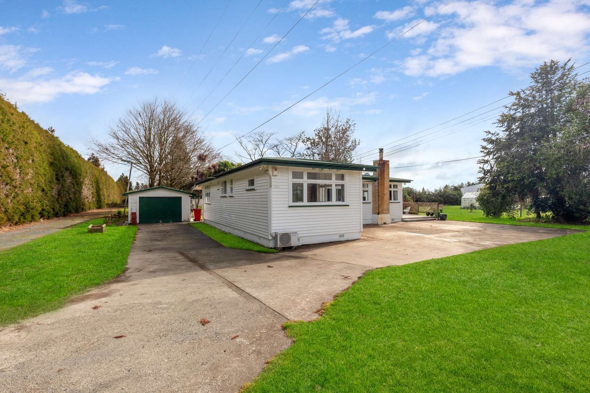 1397 State Highway 26, Eureka, Hamilton - Carousel 2