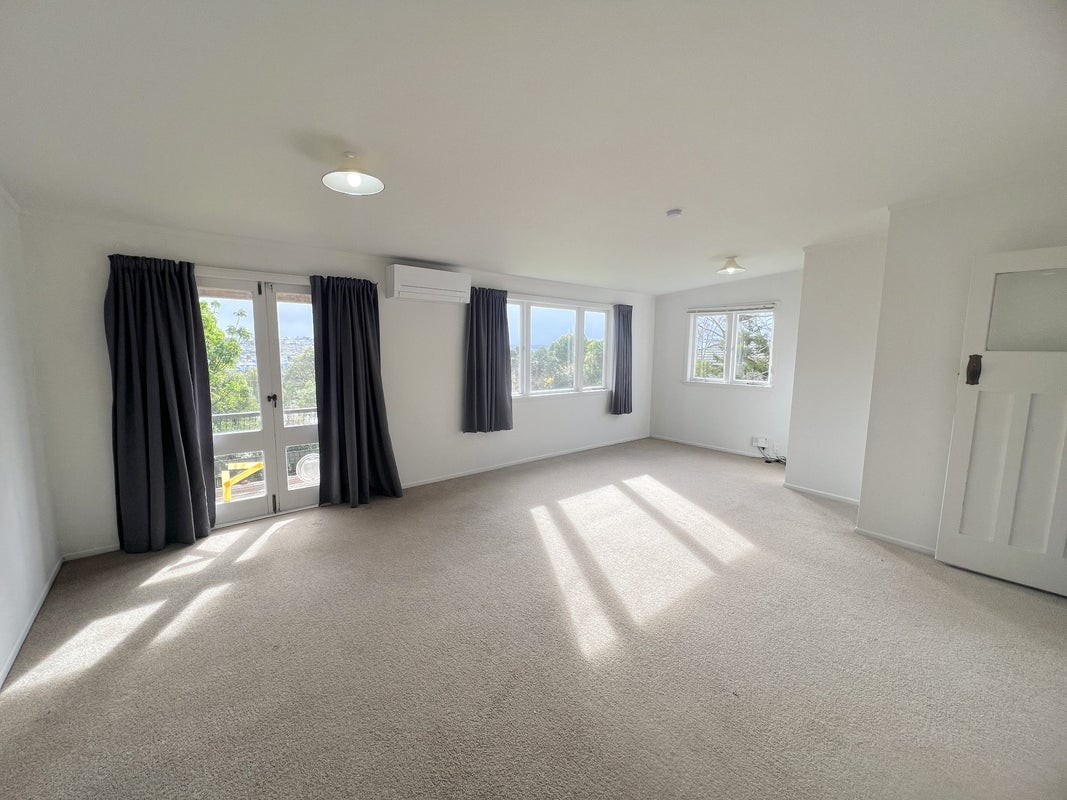 9 Wairere Road, Torbay, Auckland - Carousel 1