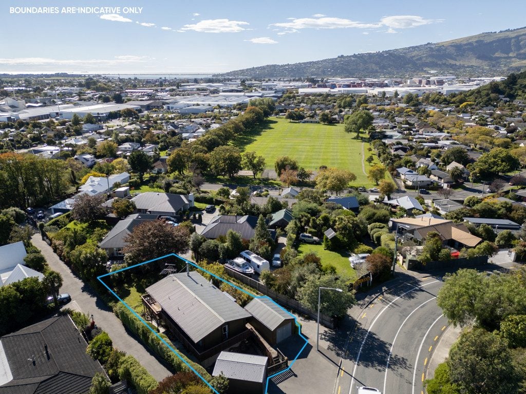 365 Centaurus Road, Hillsborough, Christchurch - Carousel 43